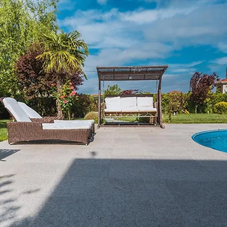 Villa Spectacular